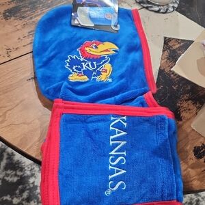 NCAA Kansas Jayhawks Ultra Fleece Hoodie Scarf W/ Pockets New with Tag